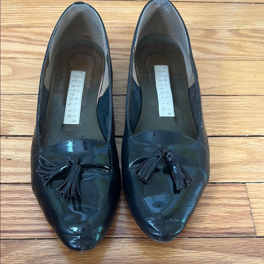 Perry Ellis Women's Black Loafers size 8.5